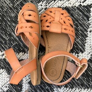 *FINAL PRICE DROP* Toddler Girls Cat & Jack Cognac Sandals - Size 5 - GUC